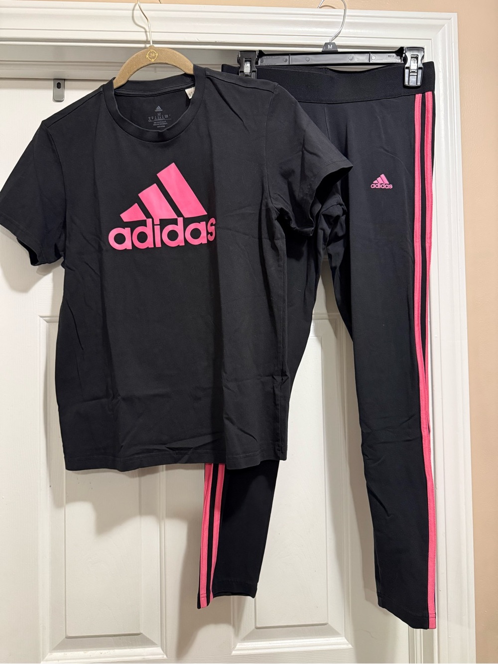 Adidas Women’s Black & Pink Logo Set (Women’s Size: M)